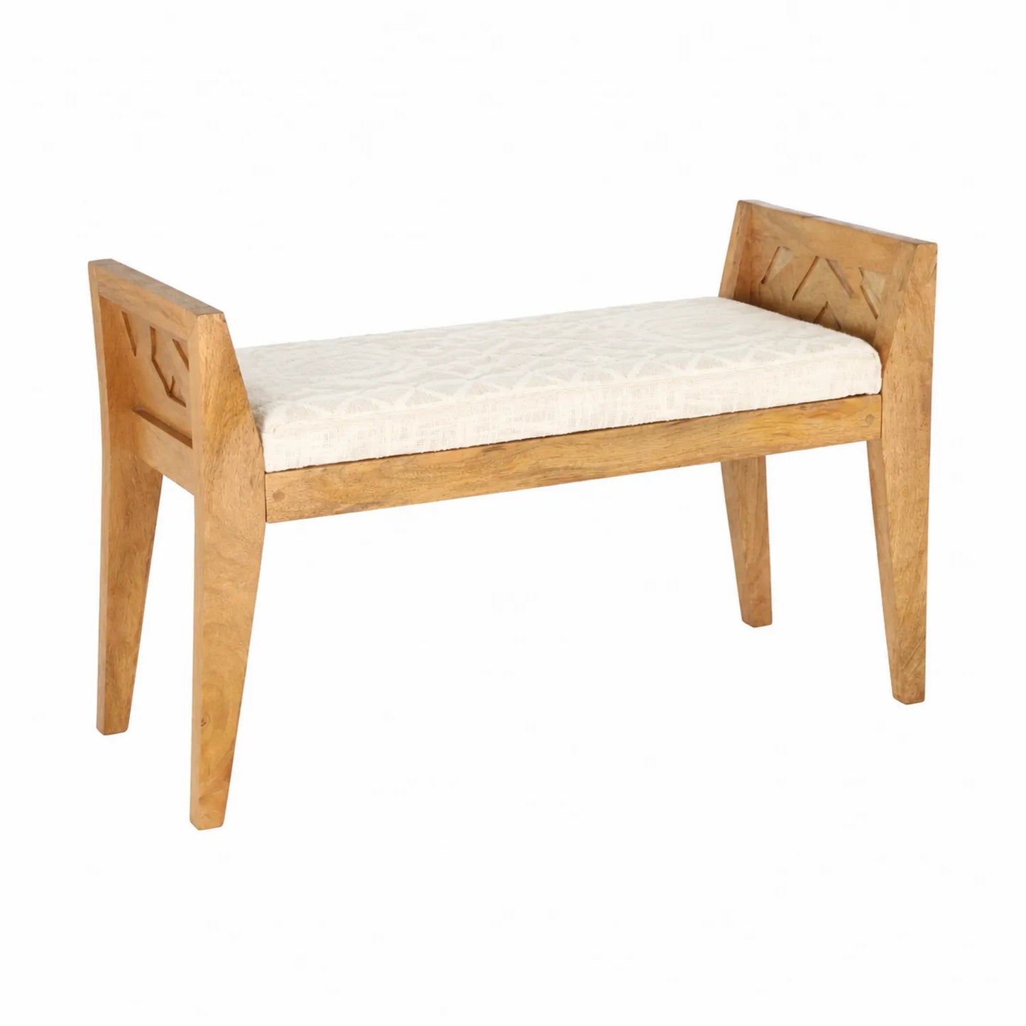 Banc en bois et tissu blanc